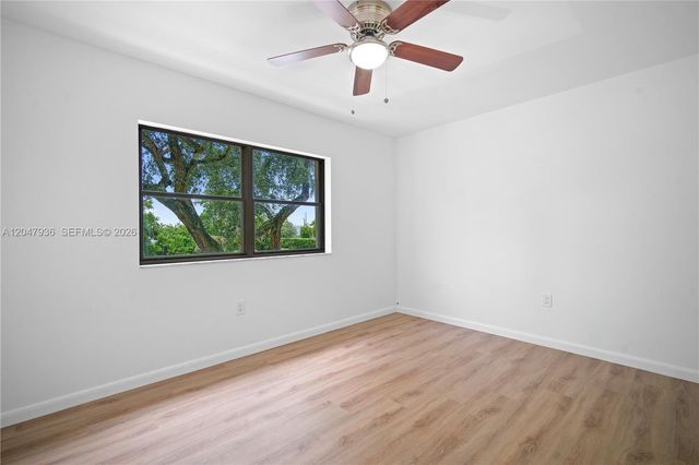 1891 N 61st Avenue B215, Hollywood, FL 33024