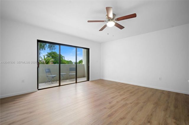 1891 N 61st Avenue B215, Hollywood, FL 33024