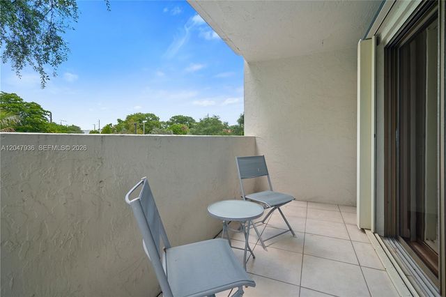 1891 N 61st Avenue B215, Hollywood, FL 33024