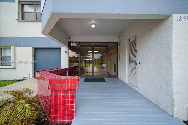 1891 N 61st Avenue B215, Hollywood, FL 33024