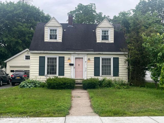 27 Webster Avenue, Glens Falls, NY 12801