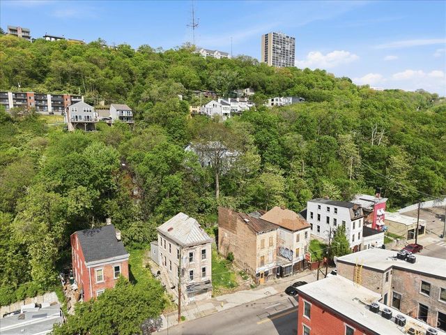 677 State Avenue, Cincinnati, OH 45204