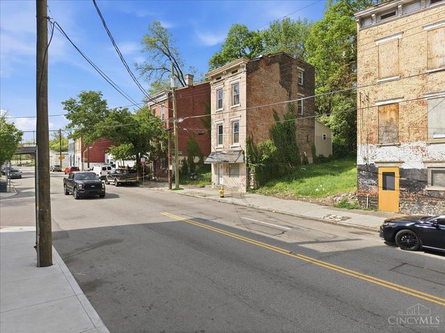 677 State Avenue, Cincinnati, OH 45204