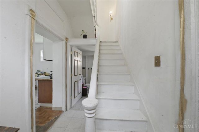 677 State Avenue, Cincinnati, OH 45204