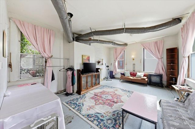 677 State Avenue, Cincinnati, OH 45204