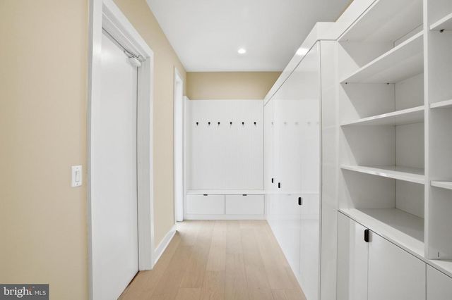 1573 WESTMORELAND ST, Mclean, VA 22101