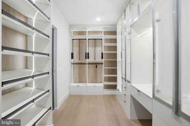 1573 WESTMORELAND ST, Mclean, VA 22101