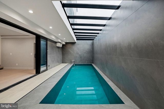 1573 WESTMORELAND ST, Mclean, VA 22101