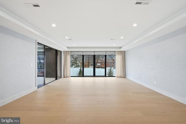 1573 WESTMORELAND ST, Mclean, VA 22101