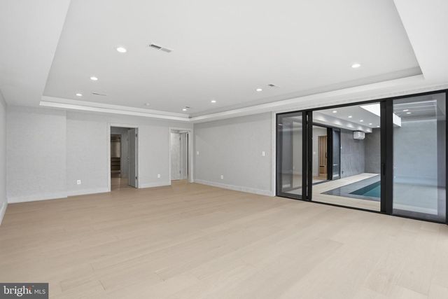 1573 WESTMORELAND ST, Mclean, VA 22101