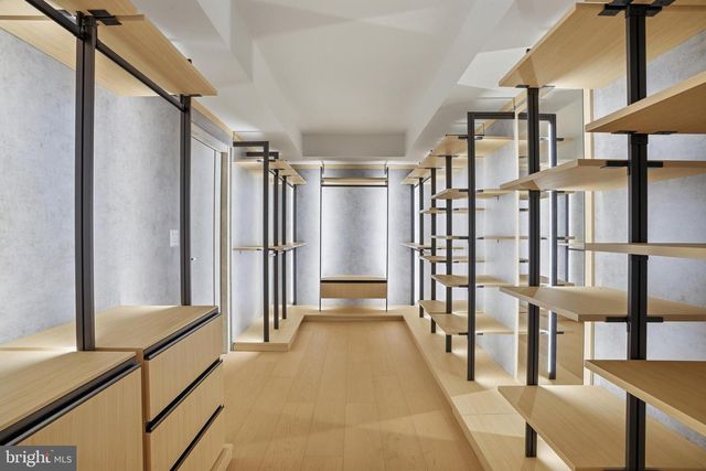 1573 WESTMORELAND ST, Mclean, VA 22101