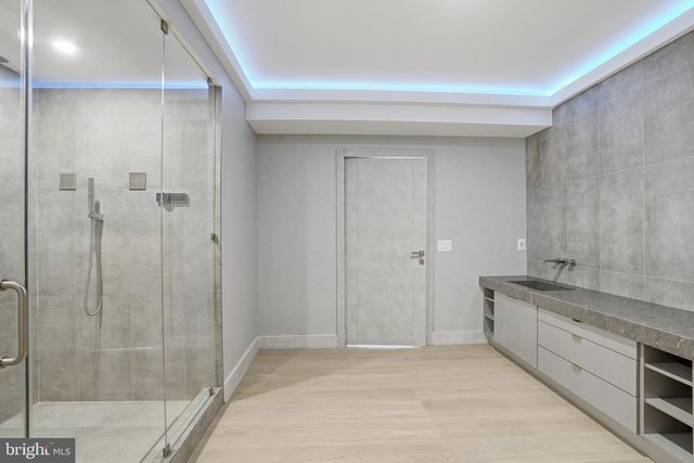 1573 WESTMORELAND ST, Mclean, VA 22101