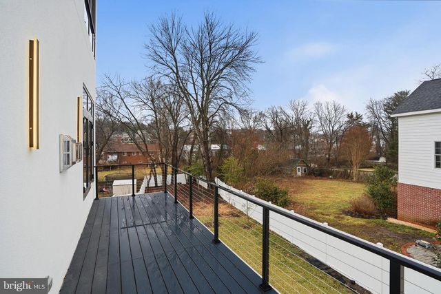 1573 WESTMORELAND ST, Mclean, VA 22101