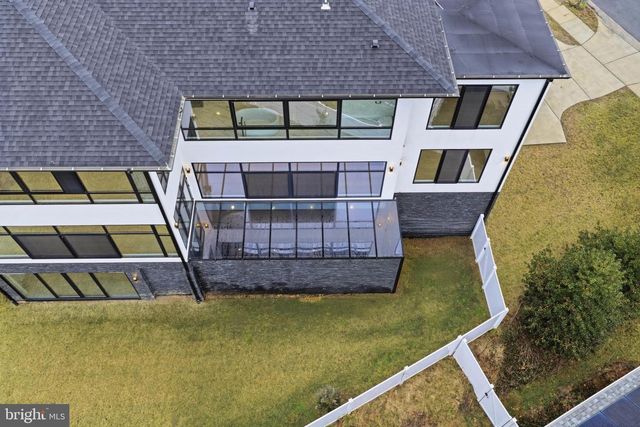 1573 WESTMORELAND ST, Mclean, VA 22101