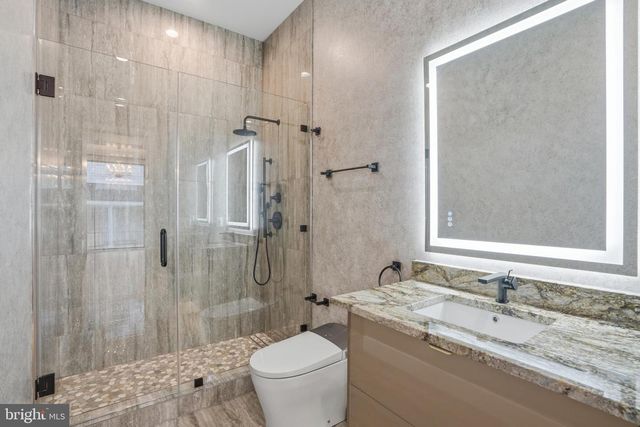 1573 WESTMORELAND ST, Mclean, VA 22101