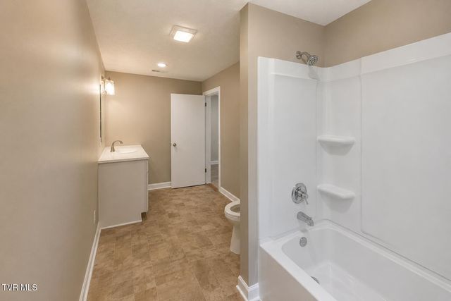 327 Walnut Street, Gate City, VA 24251