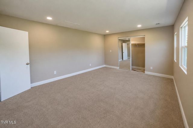 327 Walnut Street, Gate City, VA 24251