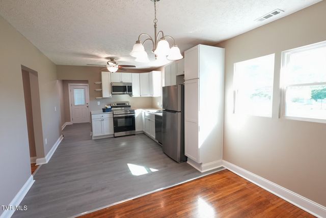 327 Walnut Street, Gate City, VA 24251