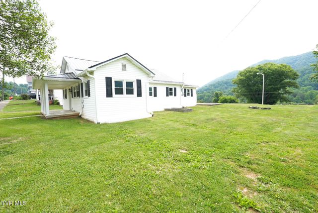 327 Walnut Street, Gate City, VA 24251