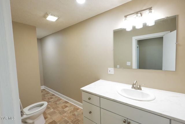 327 Walnut Street, Gate City, VA 24251
