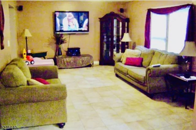 25 Panorama Dr, Vernon Twp., NJ 07461