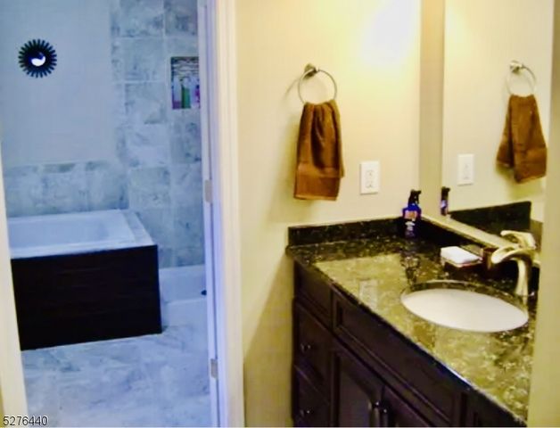 25 Panorama Dr, Vernon Twp., NJ 07461