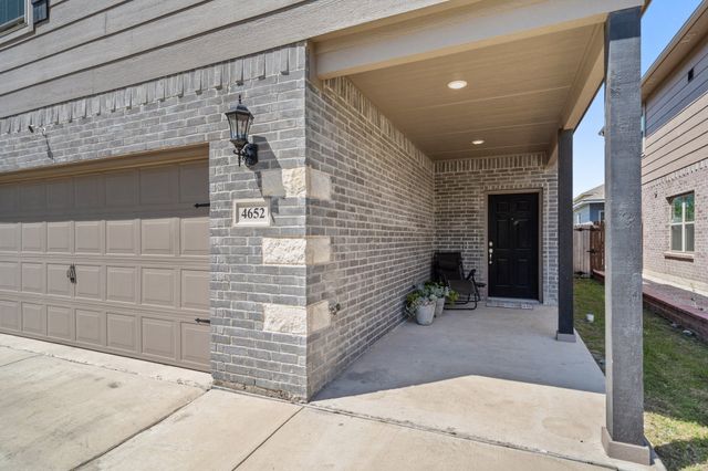 4652 Raleigh Dalton Road, Dallas, TX 75227