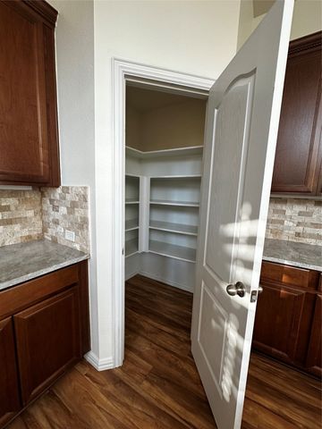 3821 Marcillia Circle, Irving, TX 75038