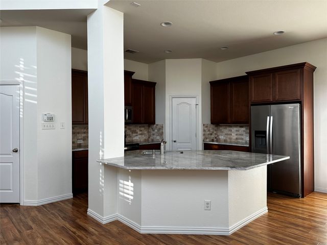 3821 Marcillia Circle, Irving, TX 75038