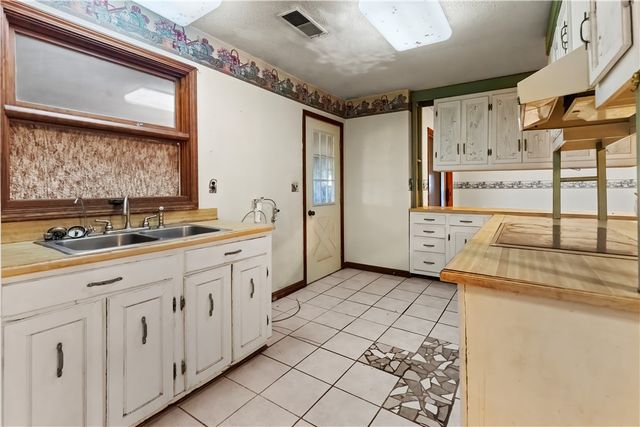 4673 County Road 905, Alpena, AR 72611