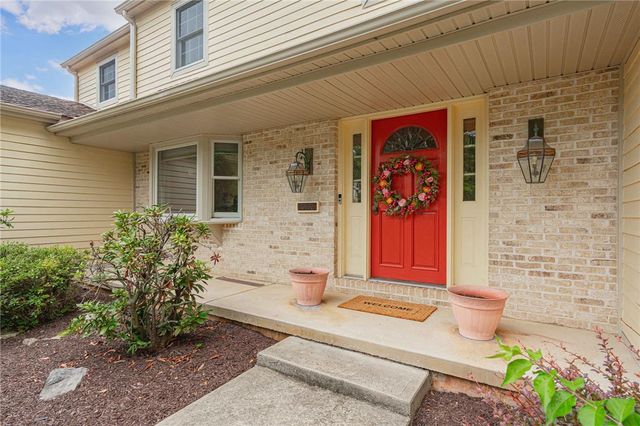 4399 Driftwood Lane, Lower Macungie Twp, PA 18103