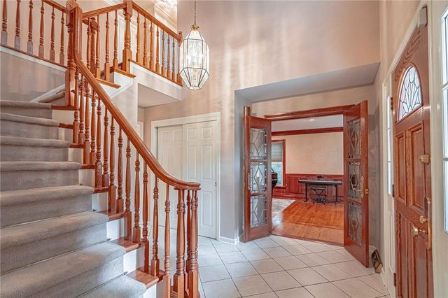 4399 Driftwood Lane, Lower Macungie Twp, PA 18103