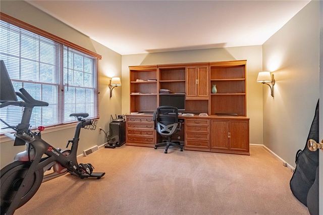 4399 Driftwood Lane, Lower Macungie Twp, PA 18103