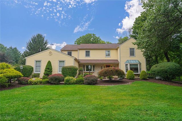 4399 Driftwood Lane, Lower Macungie Twp, PA 18103