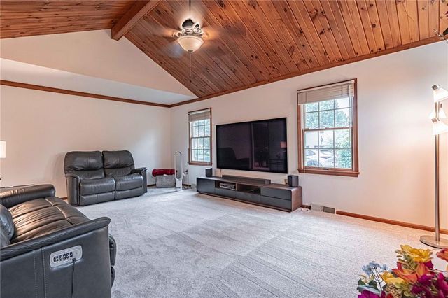 4399 Driftwood Lane, Lower Macungie Twp, PA 18103