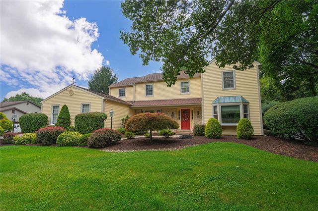 4399 Driftwood Lane, Lower Macungie Twp, PA 18103