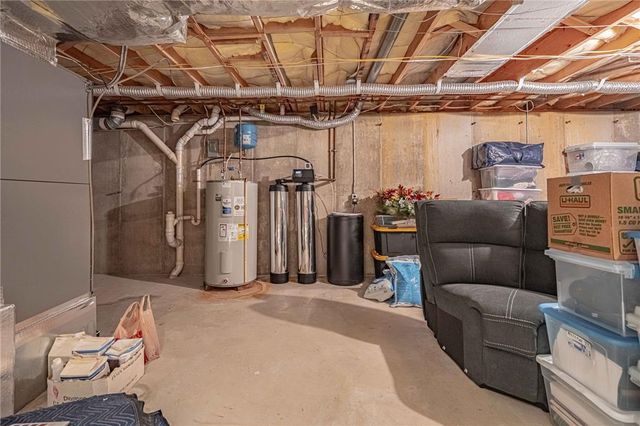 4399 Driftwood Lane, Lower Macungie Twp, PA 18103