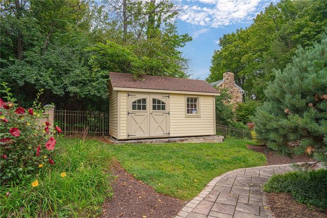 4399 Driftwood Lane, Lower Macungie Twp, PA 18103