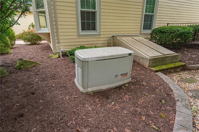 4399 Driftwood Lane, Lower Macungie Twp, PA 18103