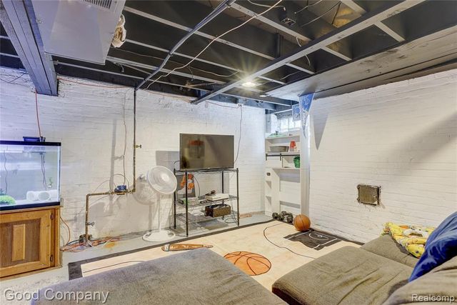 2494 Hazelwood Street, Detroit, MI 48206