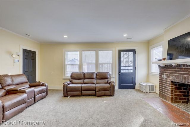 2494 Hazelwood Street, Detroit, MI 48206