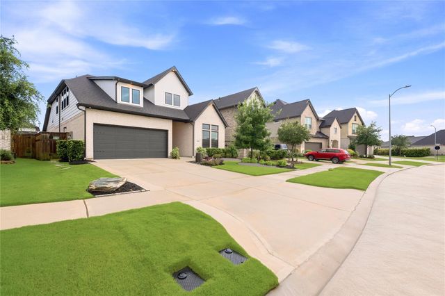 4131 Chloe Ridge Lane, Fulshear, TX 77441
