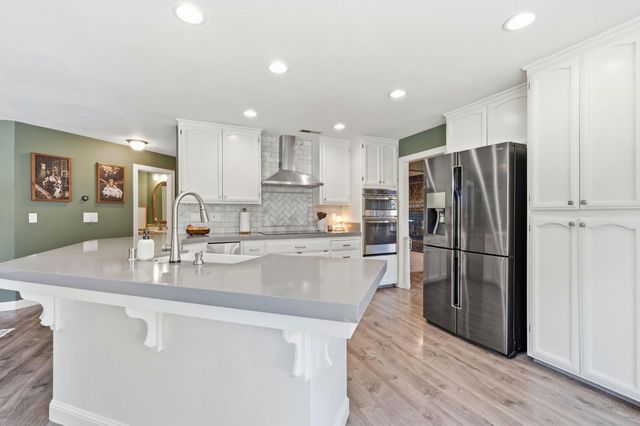 1058 Spring Meadow Dr, Manteca, CA 95336