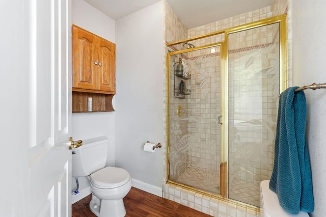 1058 Spring Meadow Dr, Manteca, CA 95336