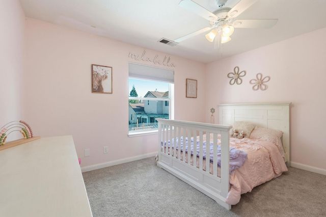 1058 Spring Meadow Dr, Manteca, CA 95336