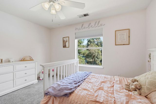 1058 Spring Meadow Dr, Manteca, CA 95336