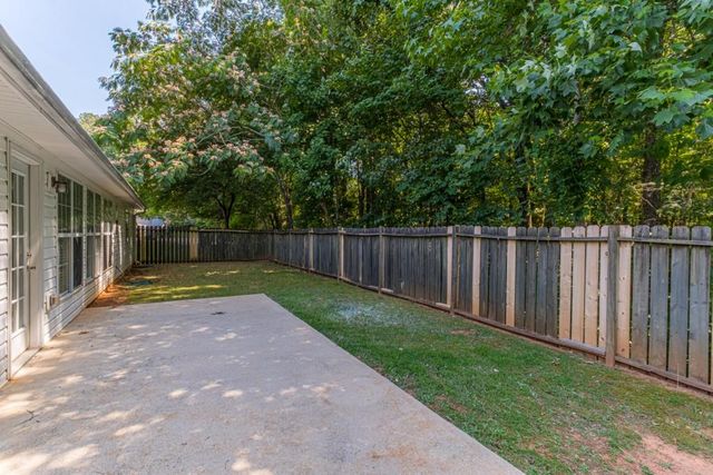 440 Sterling Hill Drive, Lawrenceville, GA 30046