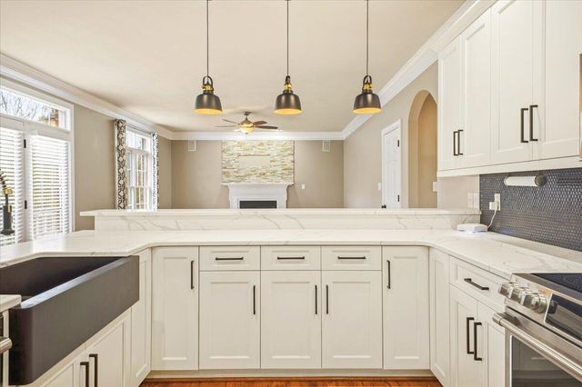 6330 Hamlet TRL, Roanoke, VA 24018