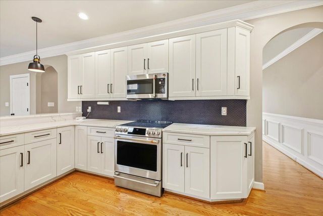 6330 Hamlet TRL, Roanoke, VA 24018