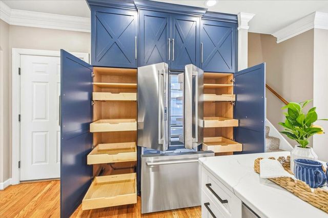 6330 Hamlet TRL, Roanoke, VA 24018